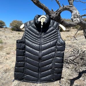 Packable Down Vest - Black- Xersion